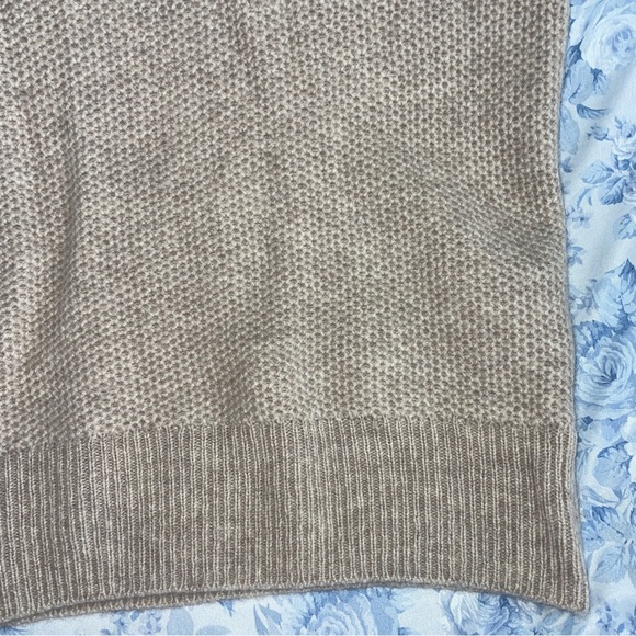 Nicole Miller 2 Ply Cashmere Oatmeal Sweater XS Luxe Soft Thermal Knit Warm Top - Picture 5 of 8